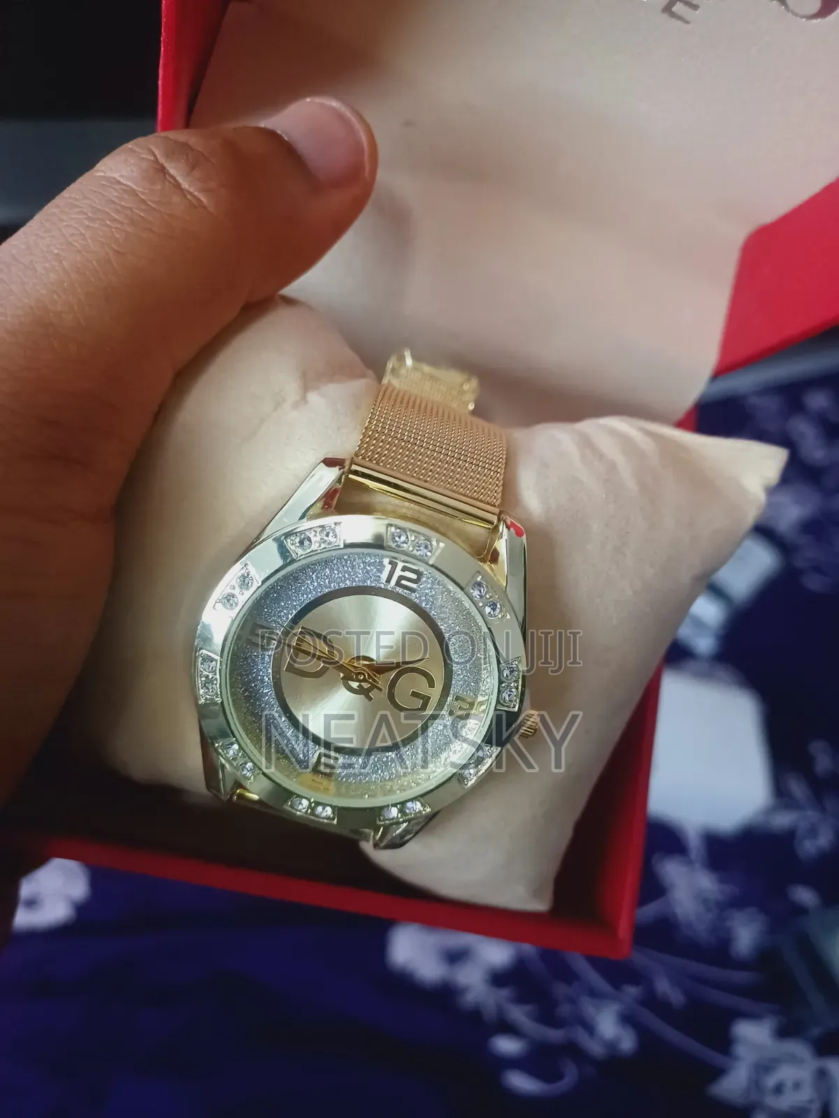 Quality Female D&G Wristwatch