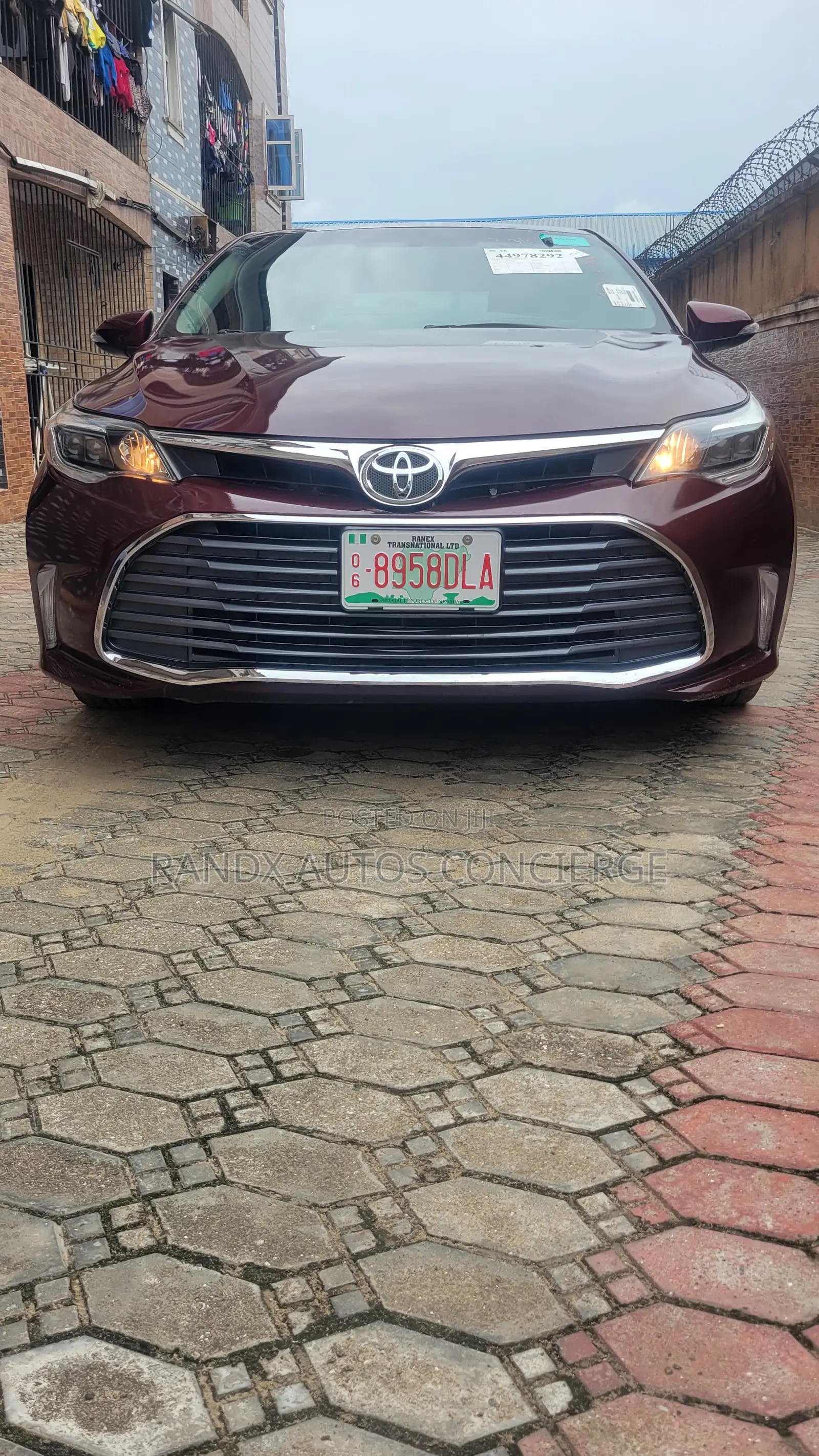 Toyota Avalon XLE Touring 4dr Sedan (3.5L 6cyl 6A) 2014 Burgundy
