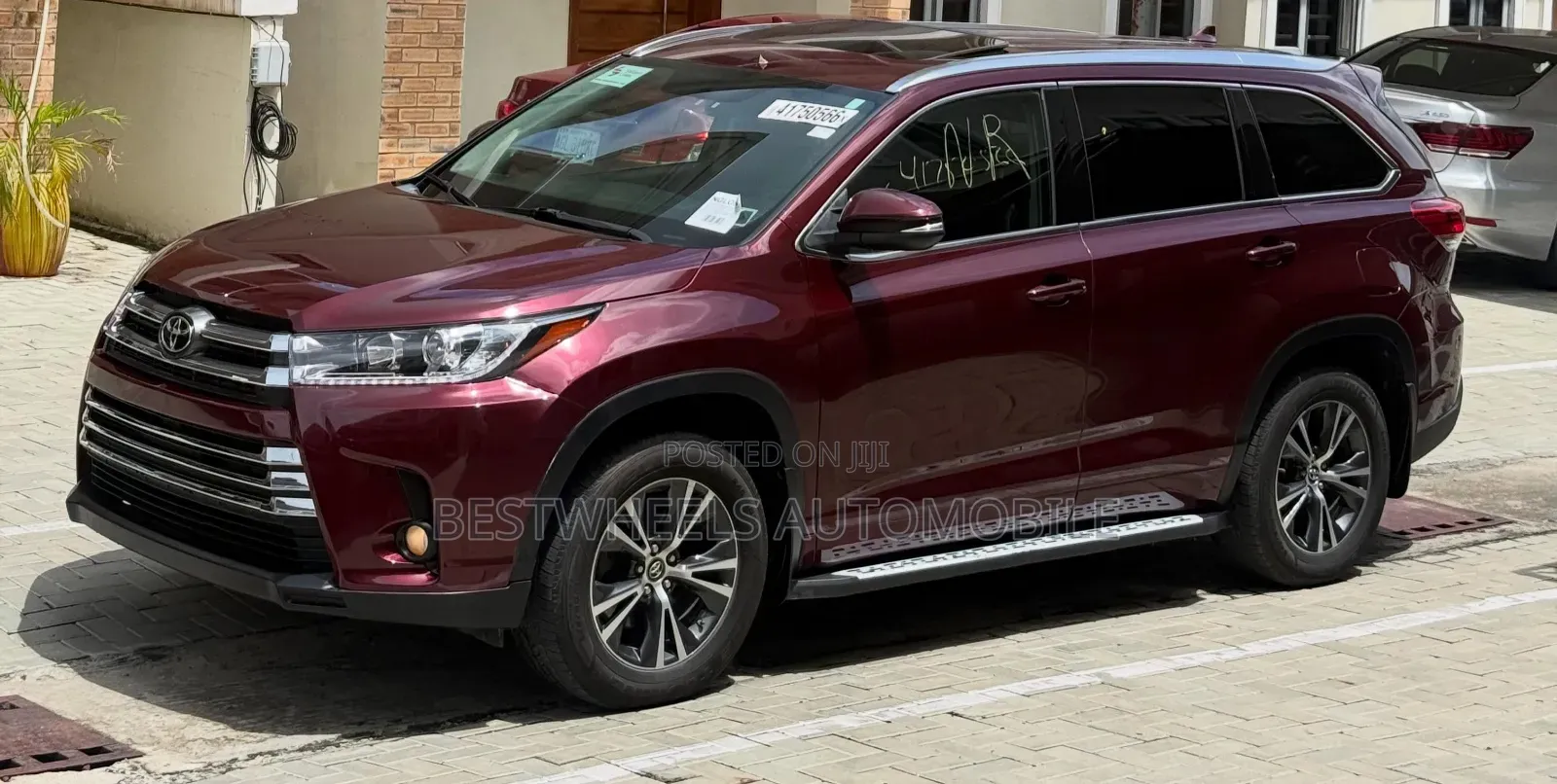 Toyota Highlander XLE V6 4x4 (3.5L 6cyl 6A) 2016 Burgundy
