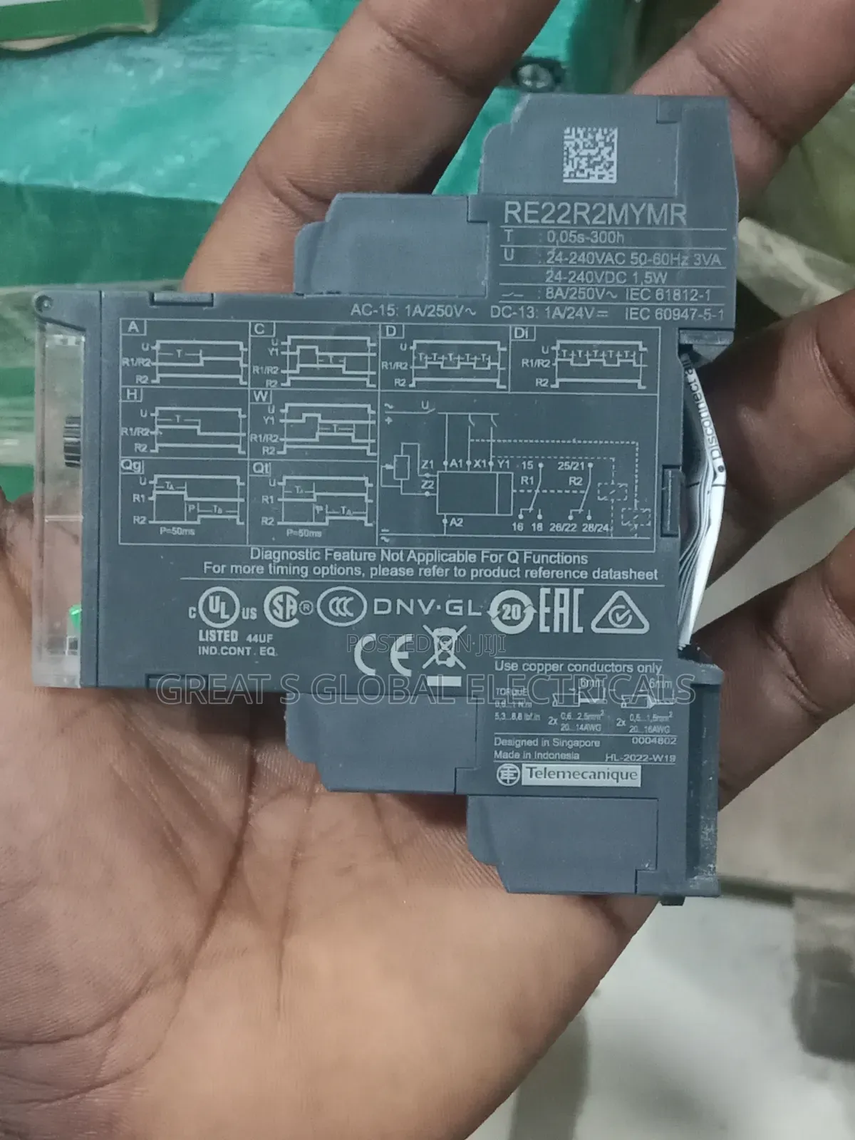 Schneider Electric RE22R2MYMR Multifunction Timer Relay 24–240V AC/DC