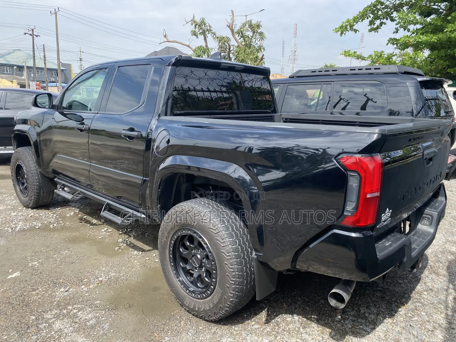 Toyota Tacoma Limited Double Cab 4WD 5.0 ft. SB 2025 Black