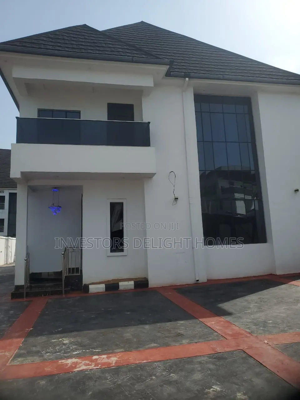 4bdrm Duplex in Oshimili North for sale