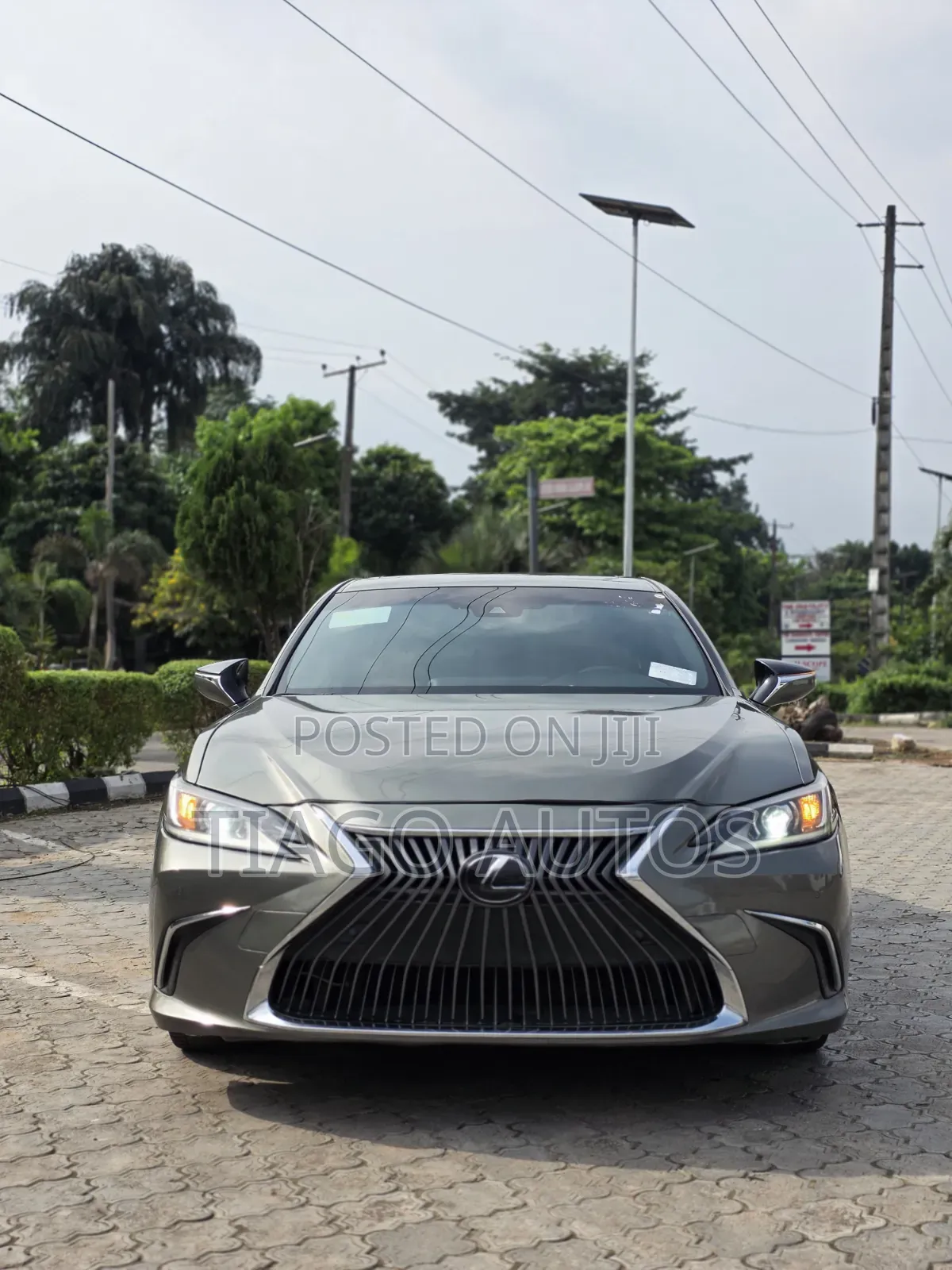 Lexus ES 350 Luxury 2020 Green