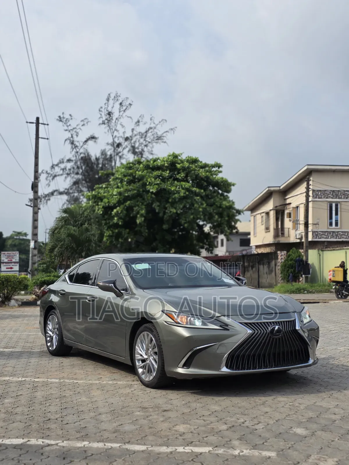 Lexus ES 350 Luxury 2020 Green