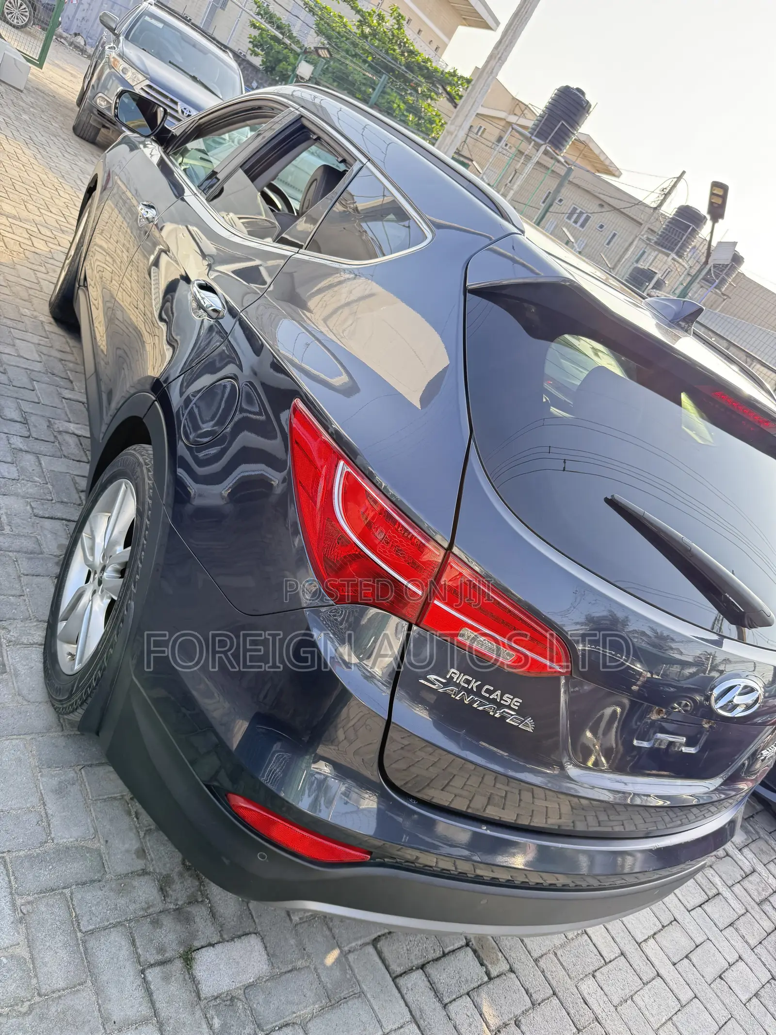 Hyundai Santa Fe 2016 Blue