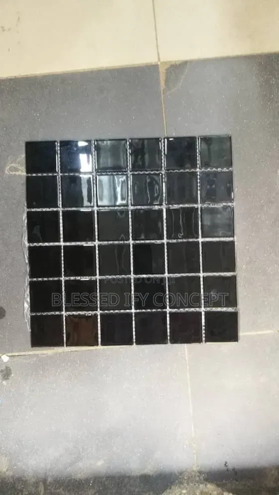 30x30 Black Glass Mosaic Tiles