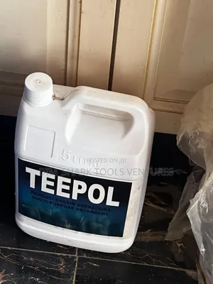 5-Litre Plastic Container of Teepol Multi-Purpose Liquid Detergent