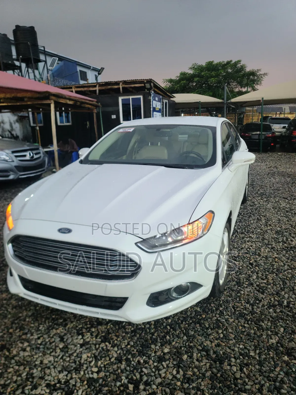 Ford Fusion SE FWD 2016 White