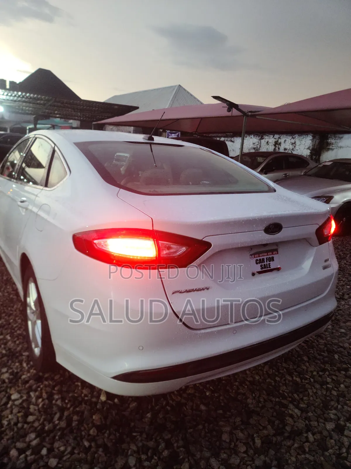 Ford Fusion SE FWD 2016 White