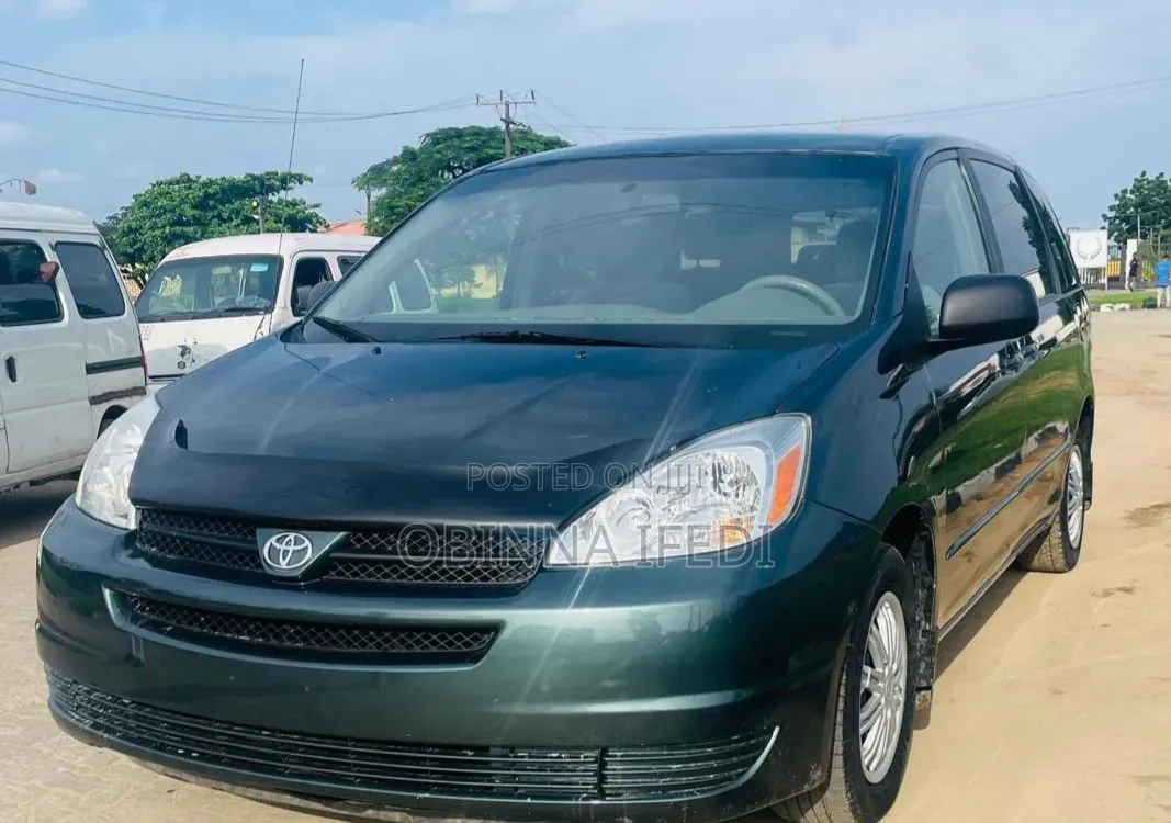 Toyota Sienna XLE 2005 Green
