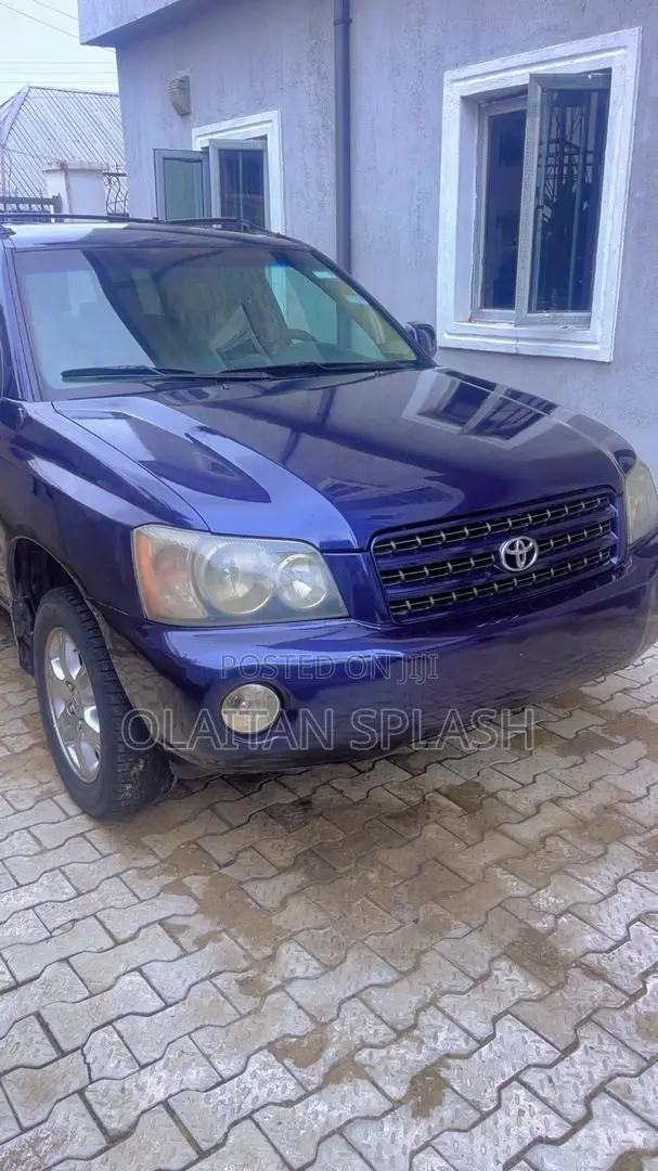 Toyota Highlander 2004 Blue