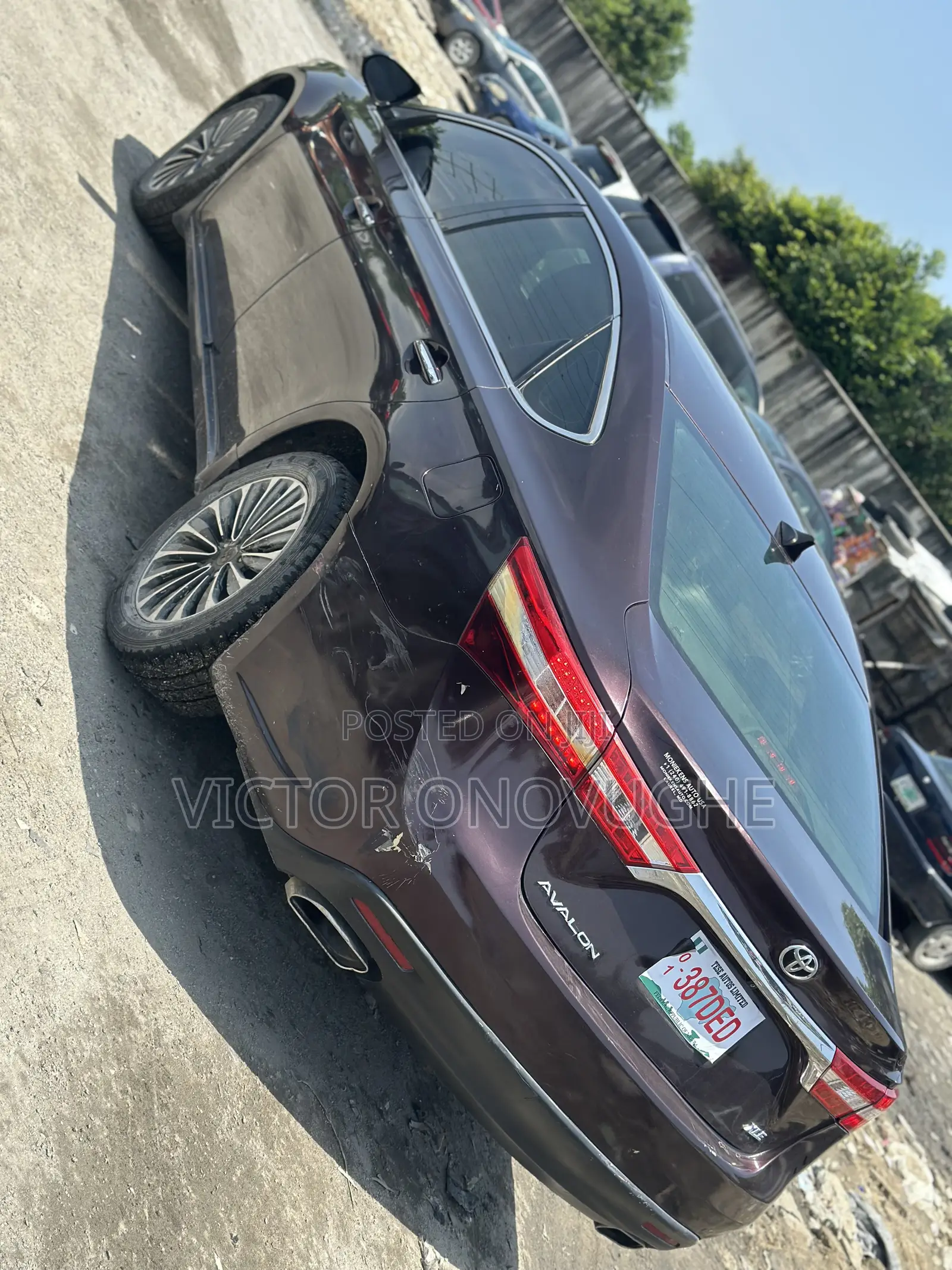Toyota Avalon XLE 4dr Sedan (3.5L 6cyl 6A) 2015 Burgundy
