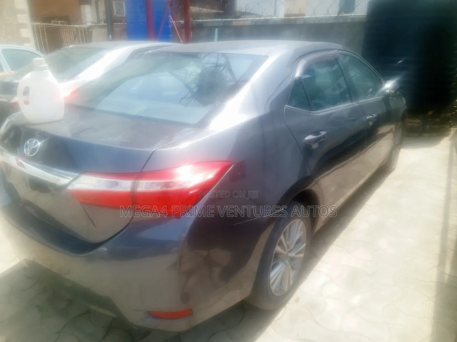 Toyota Corolla LE Eco Premium 4dr Sedan (1.8L 4cyl CVT) 2015 Gray