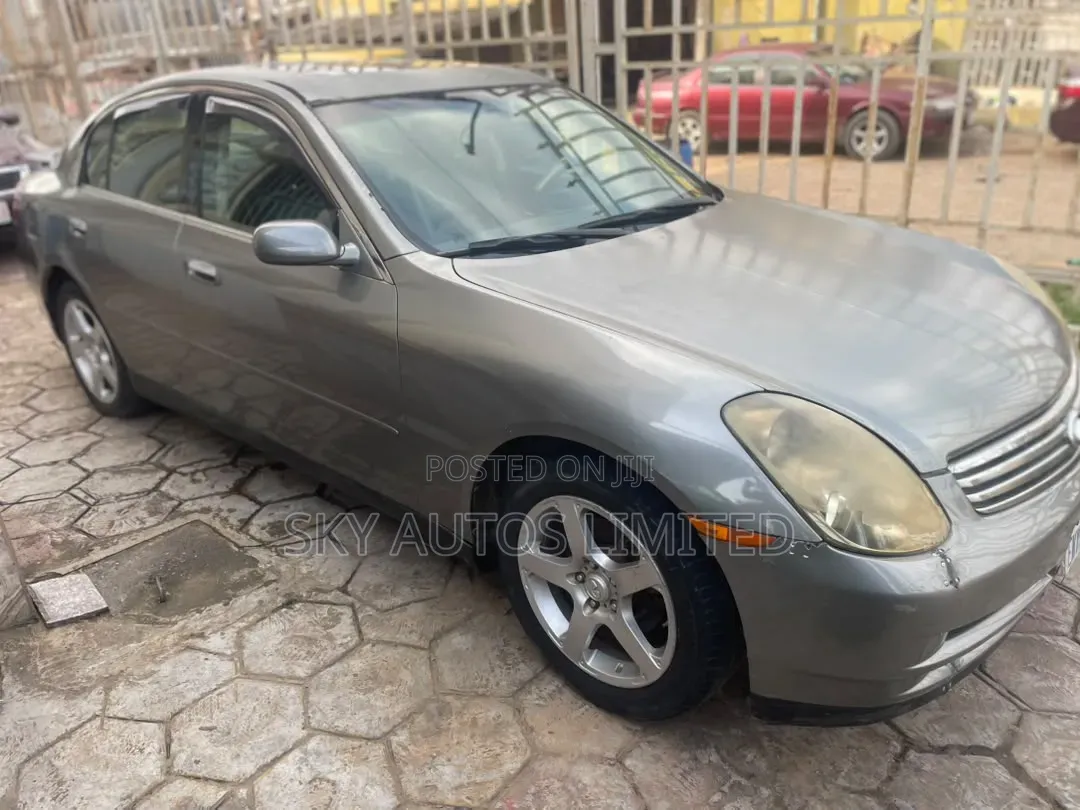 Infiniti G35 2004 Gray
