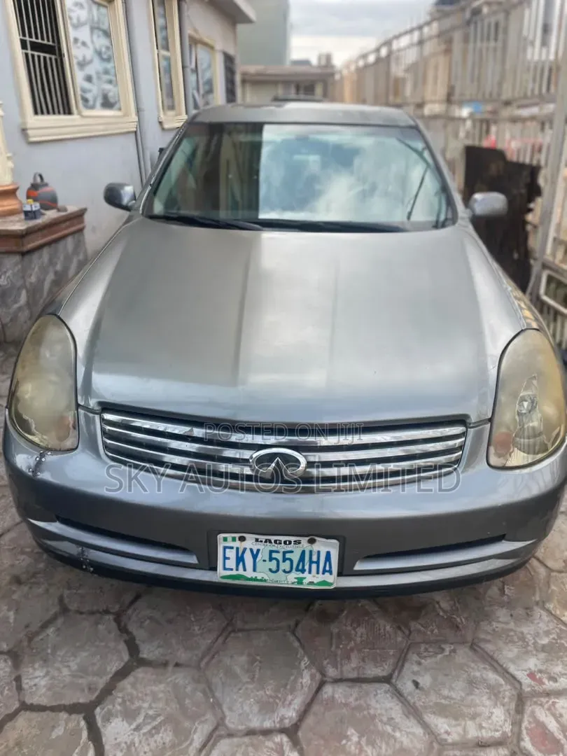 Infiniti G35 2004 Gray