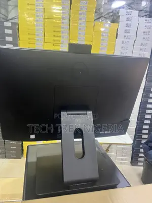 New Desktop Computer Dell OptiPlex 5260 8GB Intel Core i5 SSD 512GB
