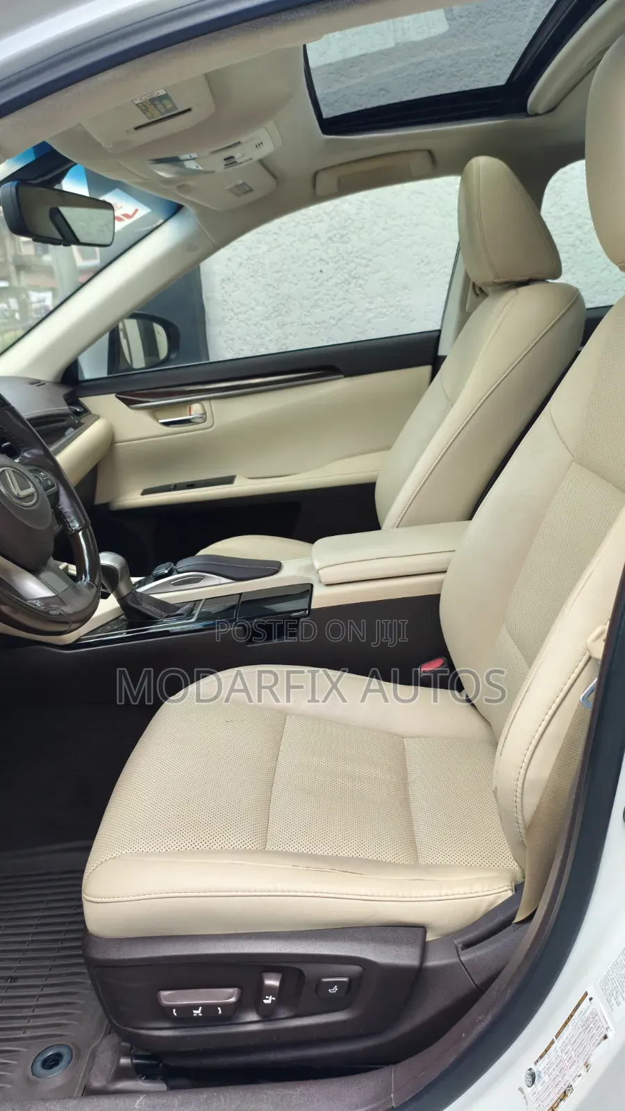 Lexus ES 350 FWD 2017 White