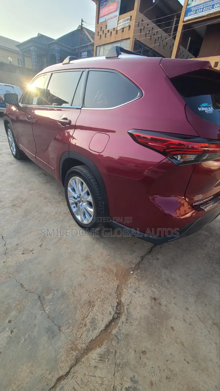 Toyota Highlander Limited 2022 Burgundy