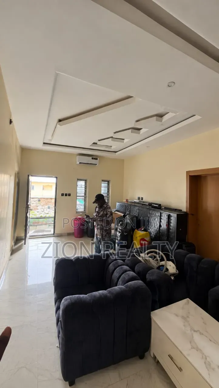 2bdrm Apartment in Eputu London, Awoyaya for rent