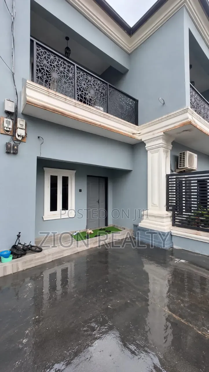 2bdrm Apartment in Eputu London, Awoyaya for rent