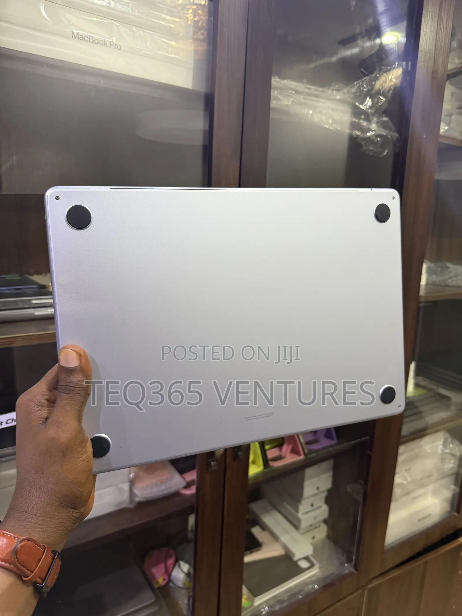 Laptop Apple MacBook Air 2025 M4 16GB Apple M5 SSD 256GB
