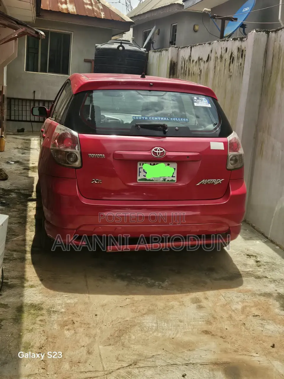 Toyota Matrix XR Hatchback FWD (1.8L 4cyl 4A) 2006 Red