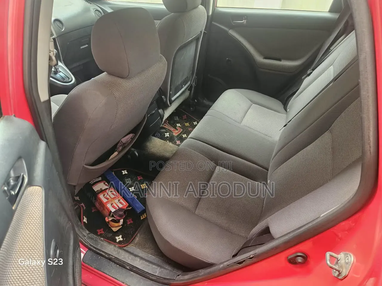 Toyota Matrix XR Hatchback FWD (1.8L 4cyl 4A) 2006 Red