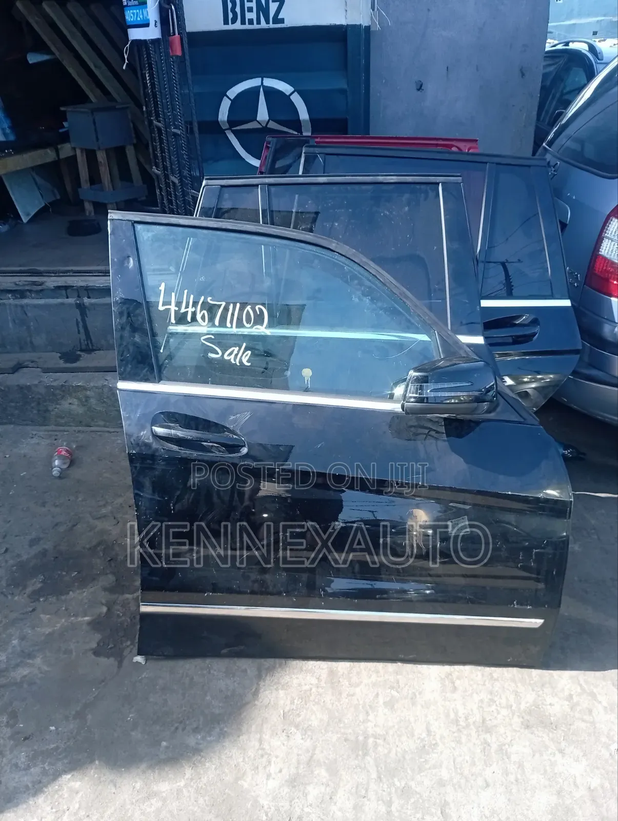 Mercedes-Benz GLK350 ( X204 ) Doors