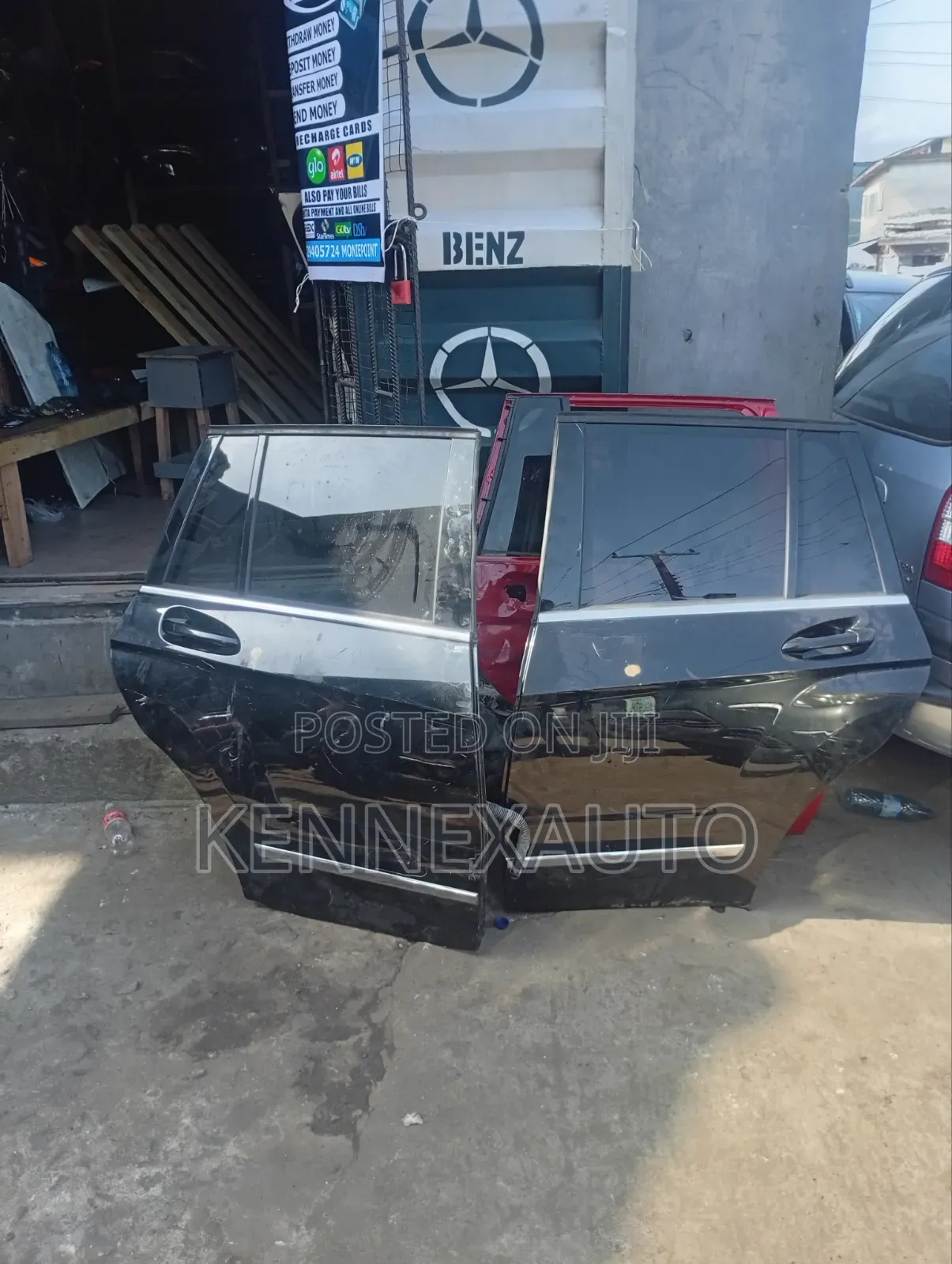 Mercedes-Benz GLK350 ( X204 ) Doors