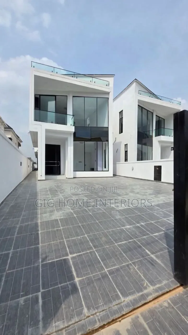 5bdrm Duplex in Oral Estate, Lekki for sale