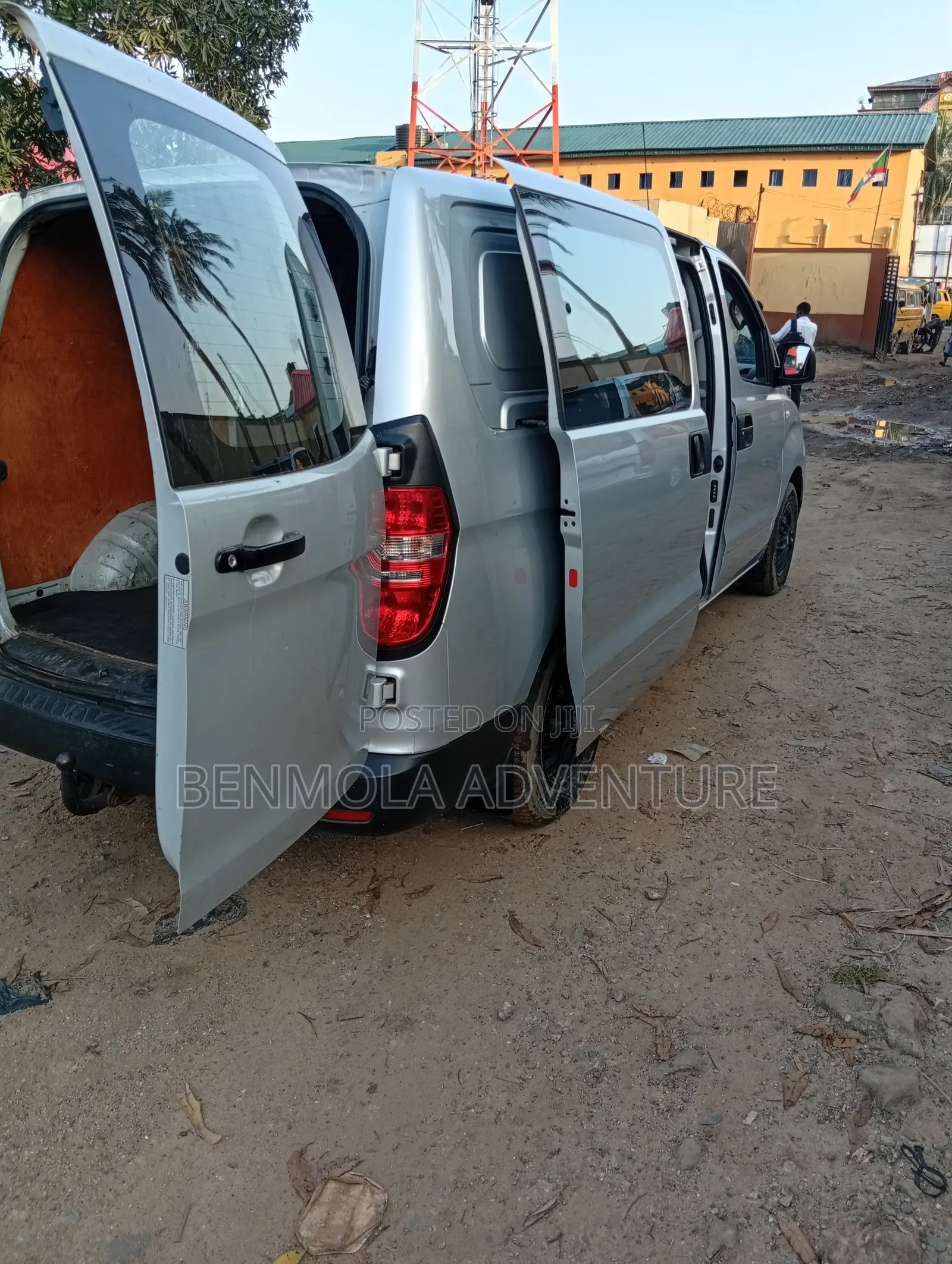 Hyundai H1 2009 Grey