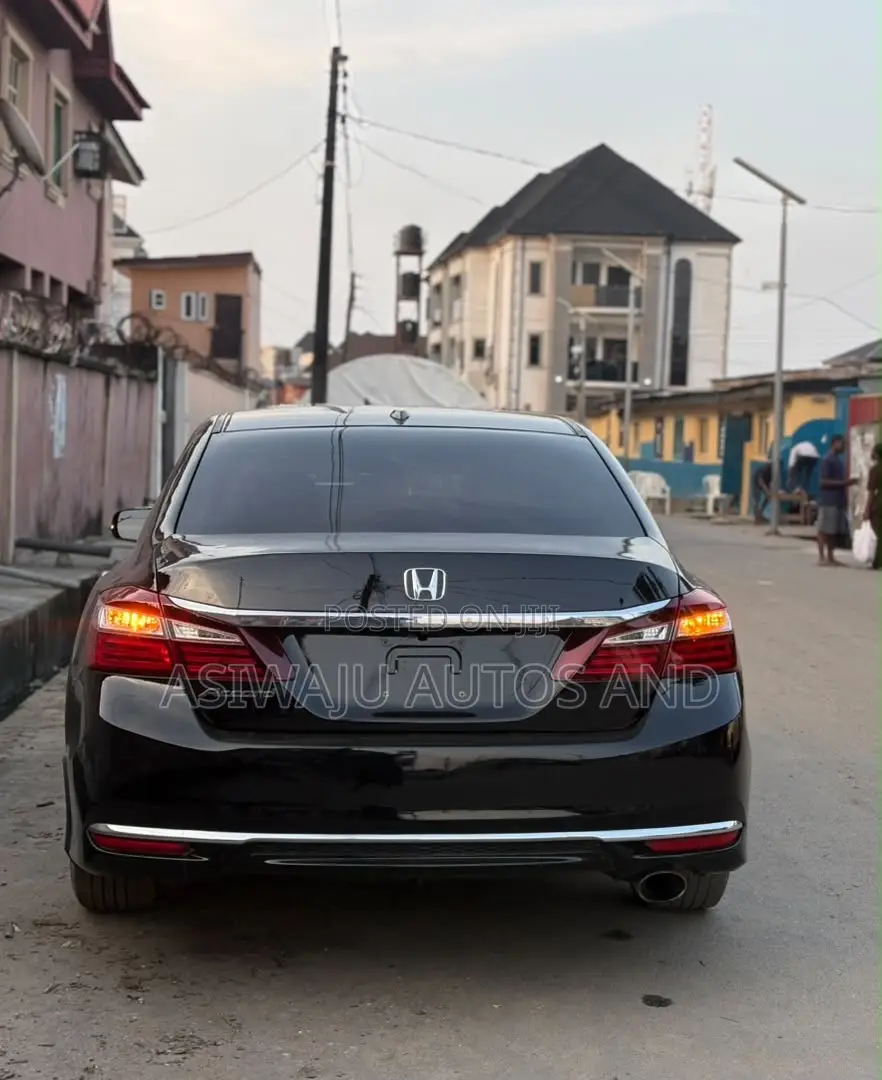 Honda Accord EX 4dr Sedan FWD (2.4L 4cyl 2A) 2017 Black