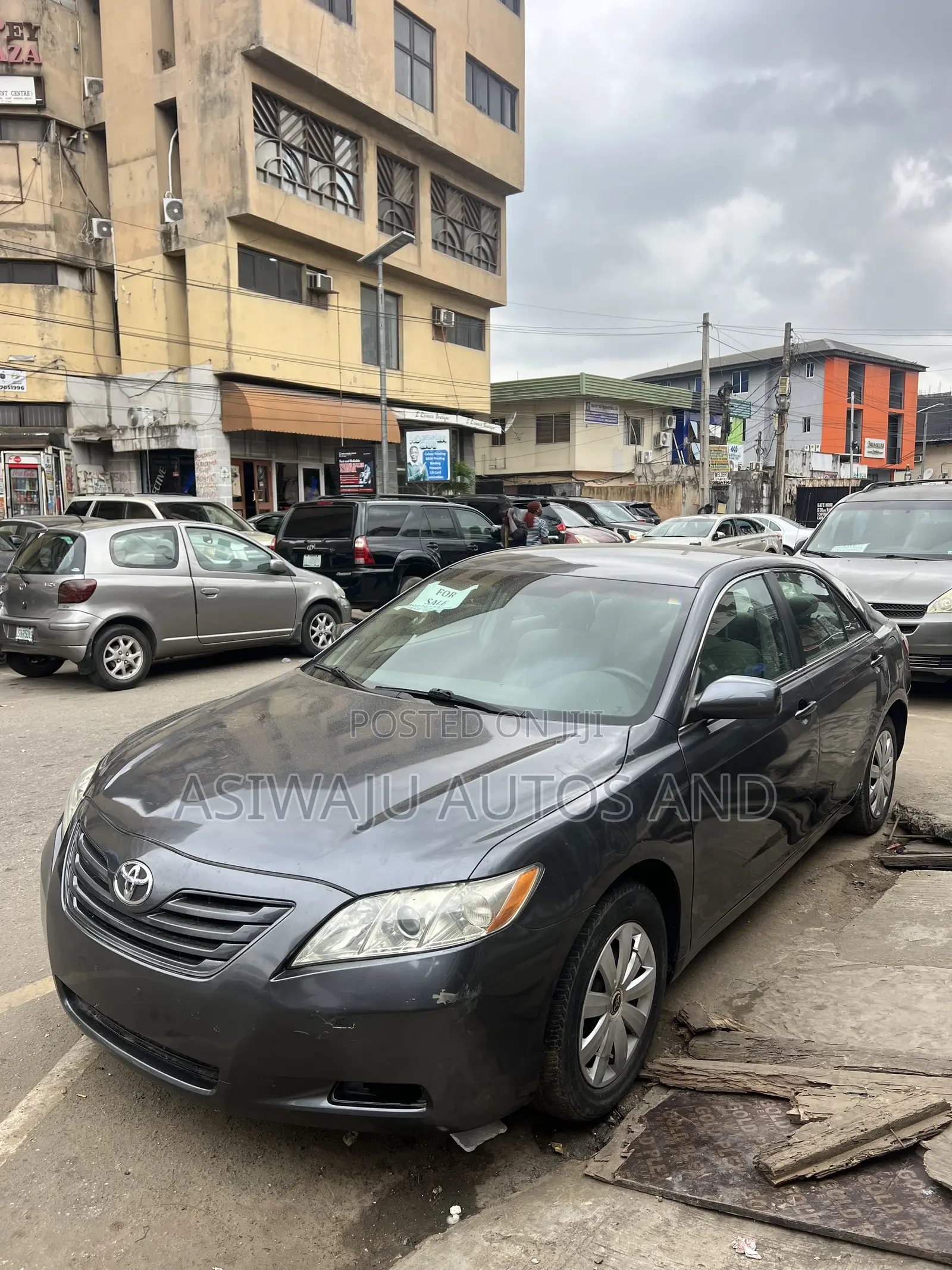 Toyota Camry LE 4dr Sedan (2.4L 4cyl 5A) 2008 Gray
