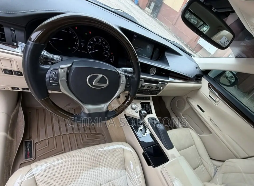 Lexus ES 2014 White