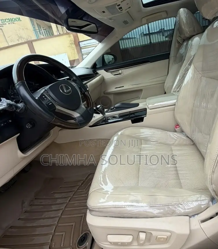 Lexus ES 2014 White