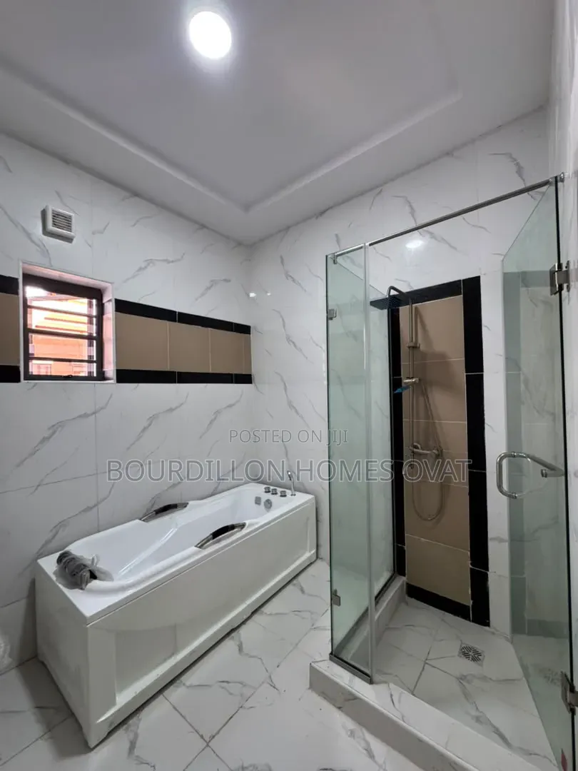 4bdrm Duplex in Orchid Lekki Lagos for rent