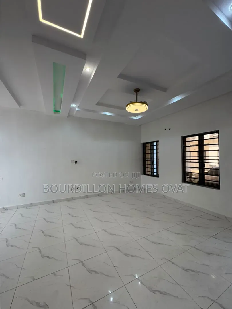 4bdrm Duplex in Orchid Lekki Lagos for rent