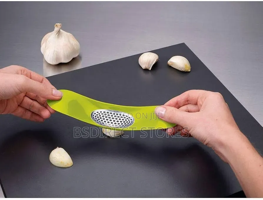 Joseph Joseph Stylish Garlic Rocker Crusher Mincer Press