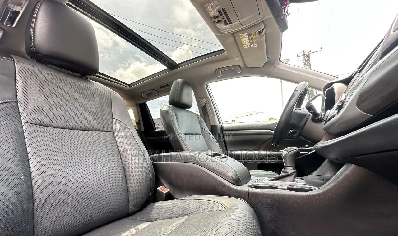 Toyota Highlander 2019 Gray