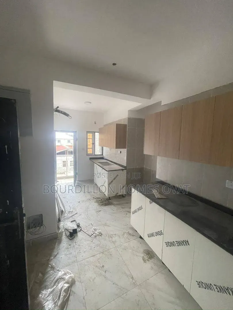 2bdrm Apartment in Sangotedo Ajah Lagos for sale