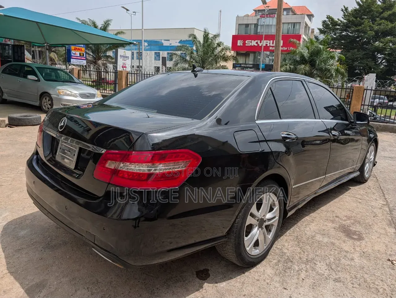 Mercedes-Benz E350 2011 Black