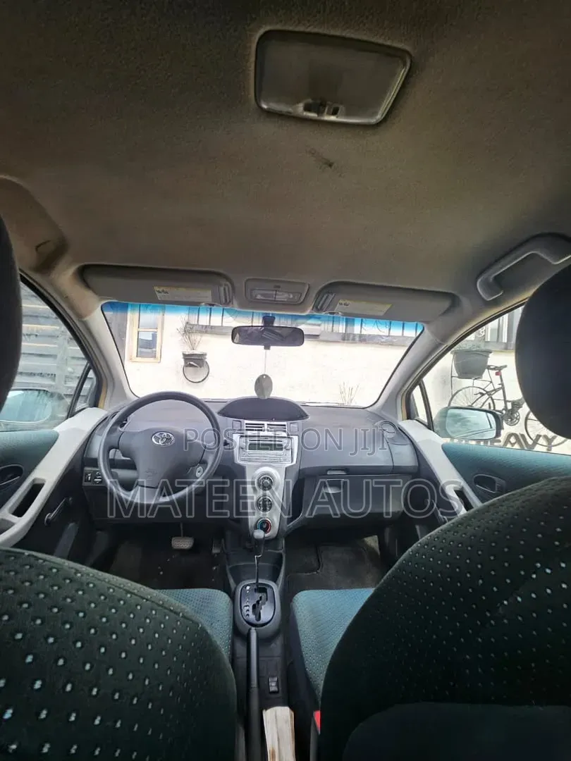 Toyota Yaris 2006 Black