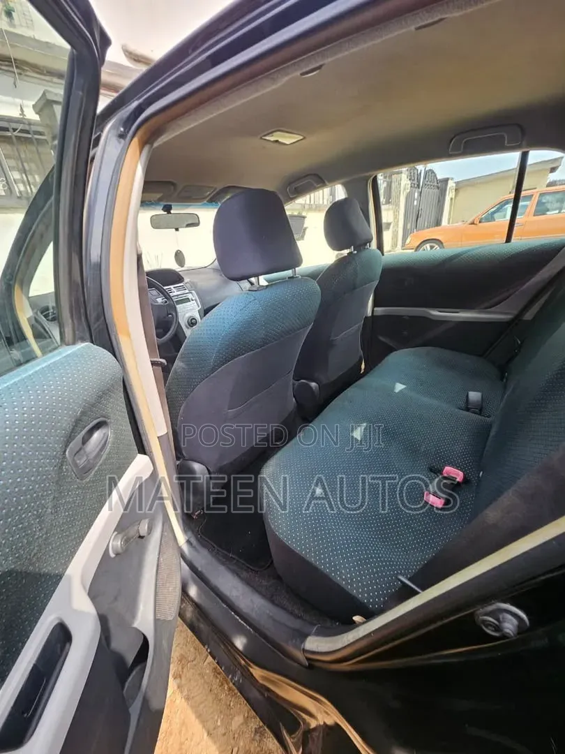 Toyota Yaris 2006 Black