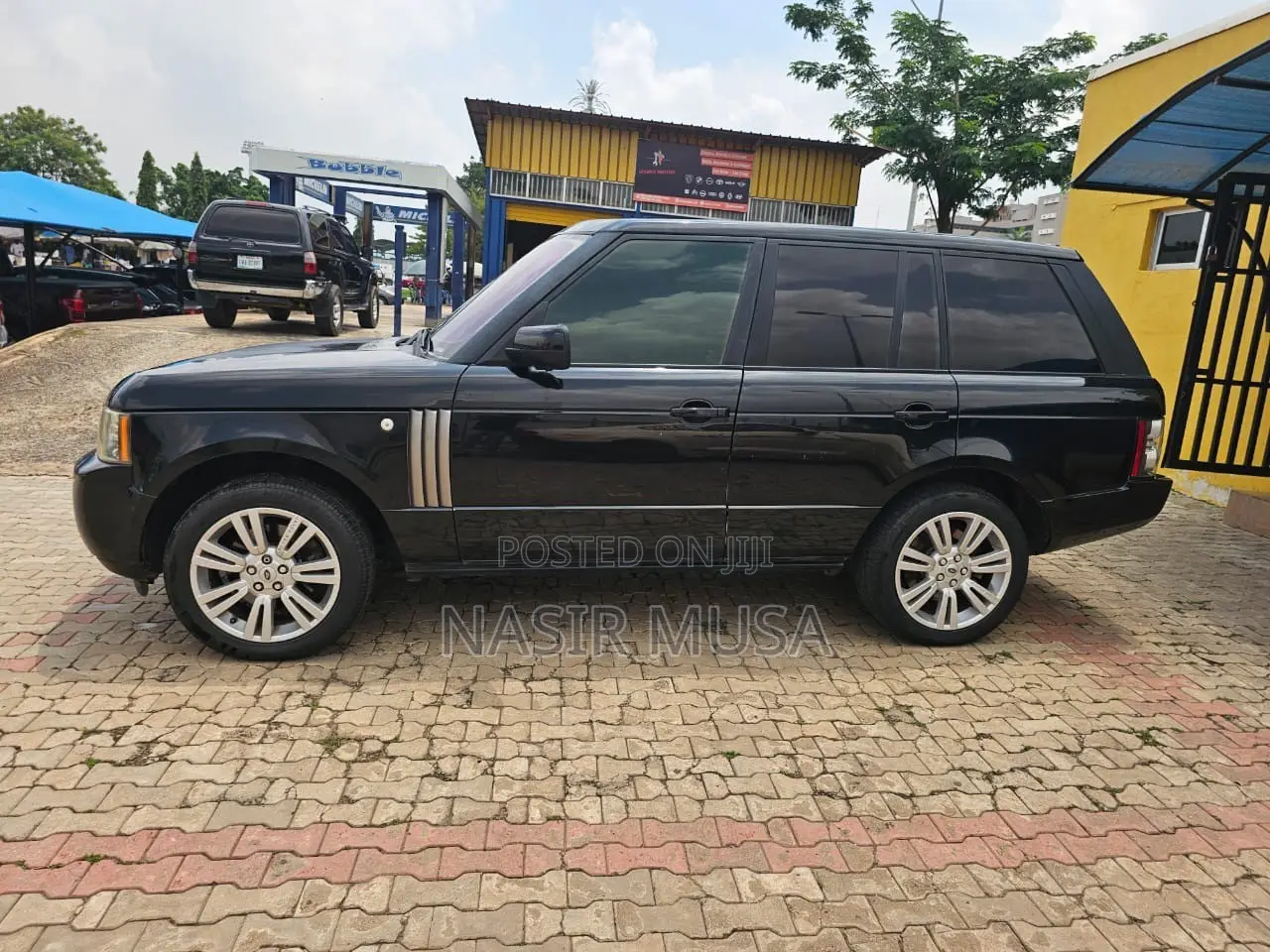 Land Rover Range Rover 2012 Black