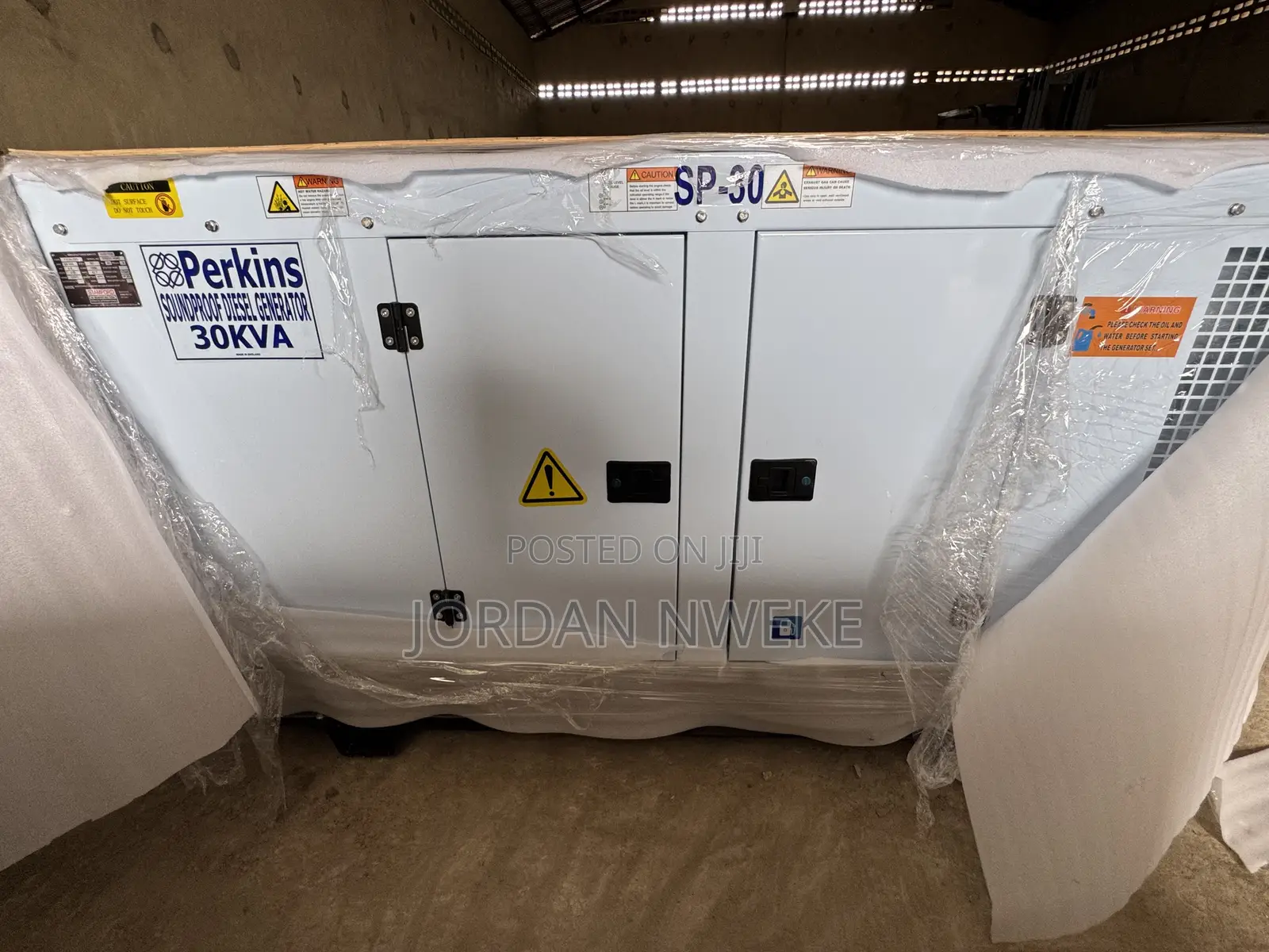 Quality SP (30kva) Perkins Soundproof Diesel Generator With Turbo