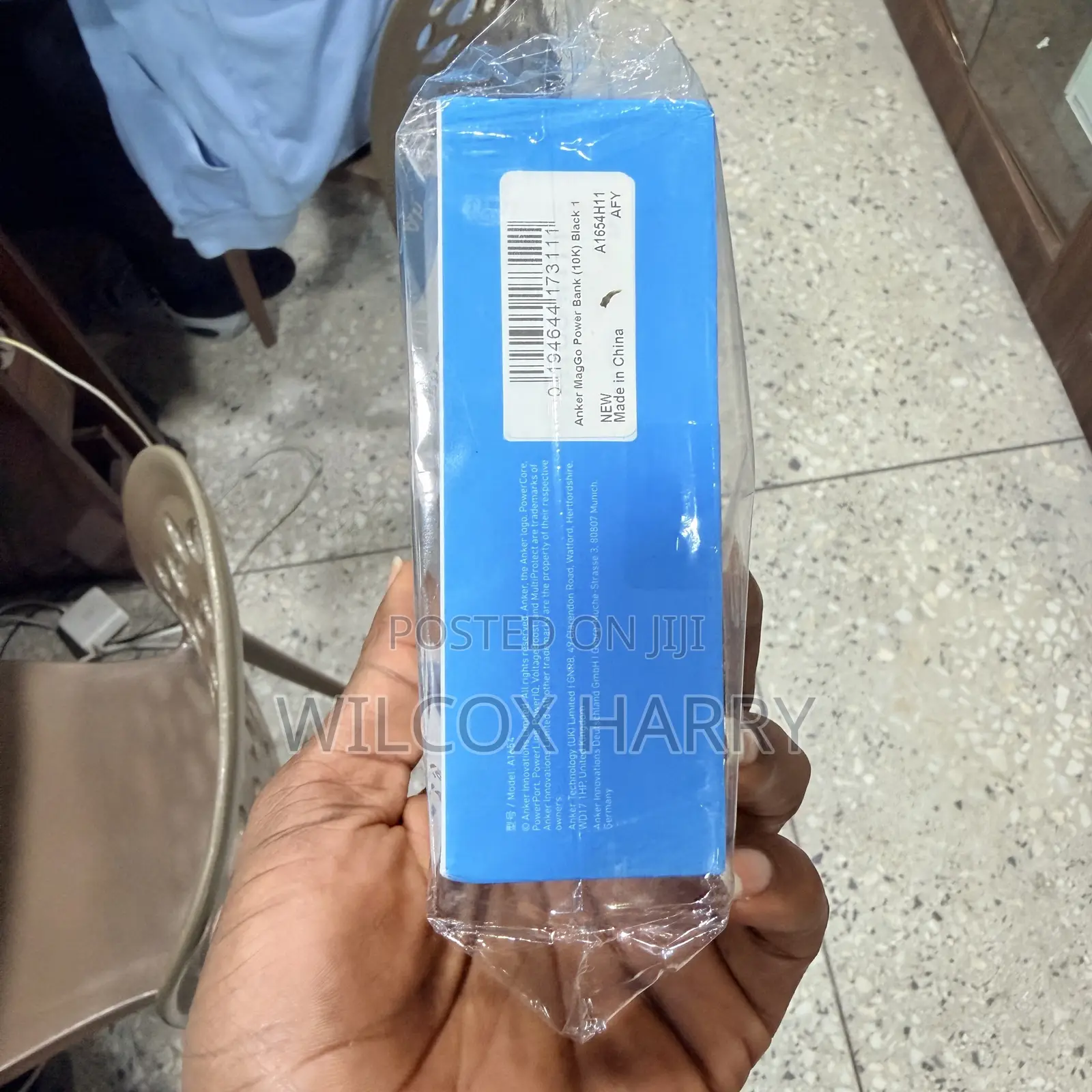 Anker MagGo Power Bank, 10,000mAh Qi2-Certified | Fast MagSafe-
