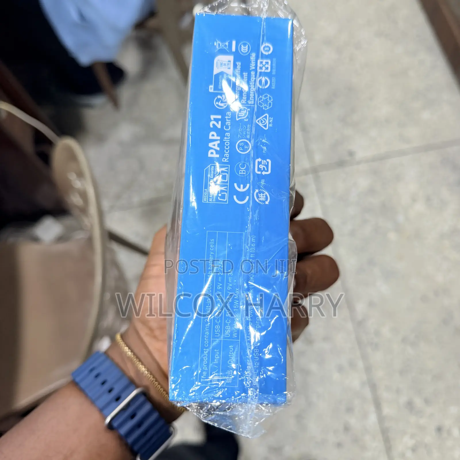 Anker MagGo Power Bank, 10,000mAh Qi2-Certified | Fast MagSafe-