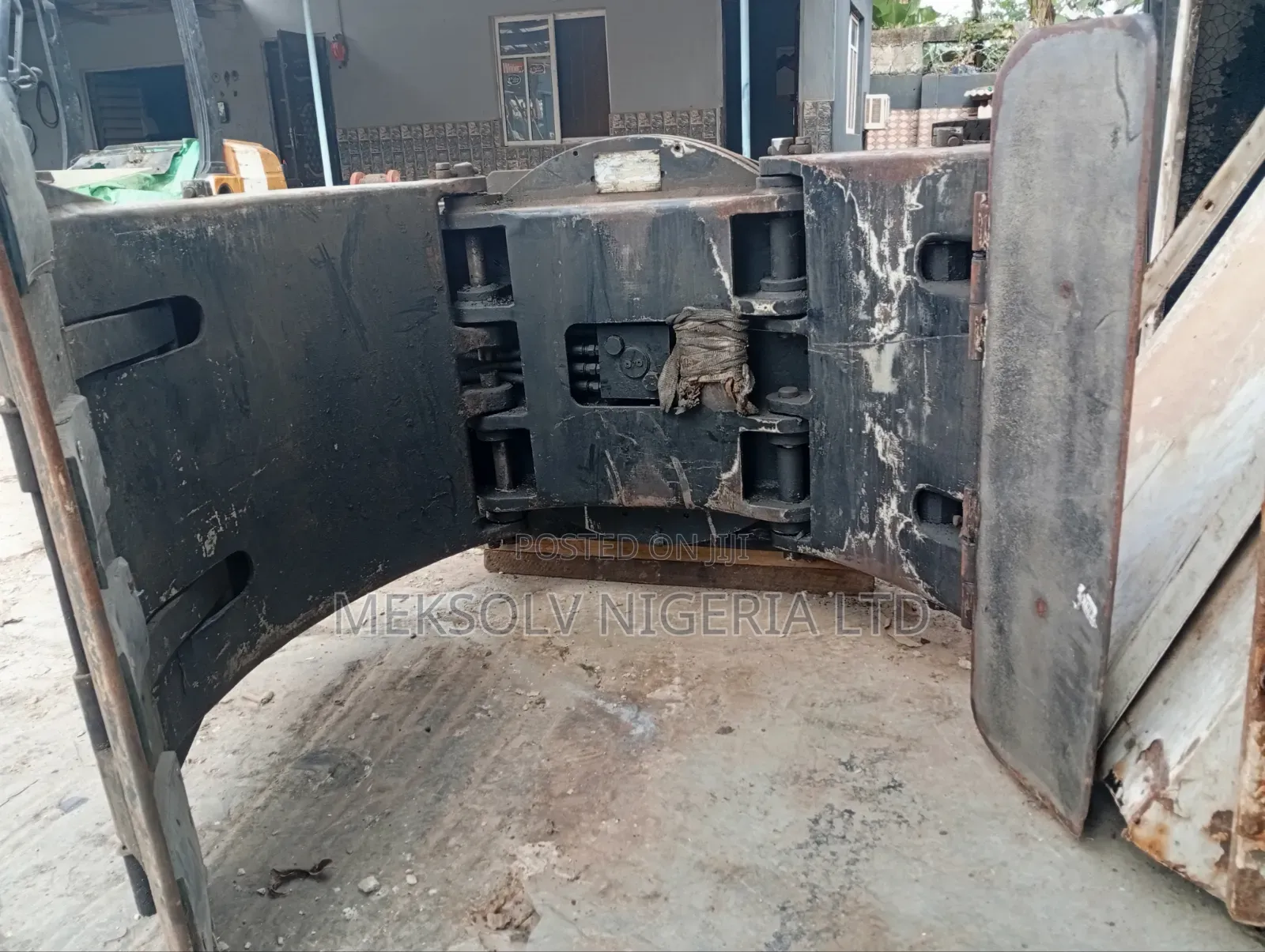 2 - 3.5tons Forklift (Clamp Only)
