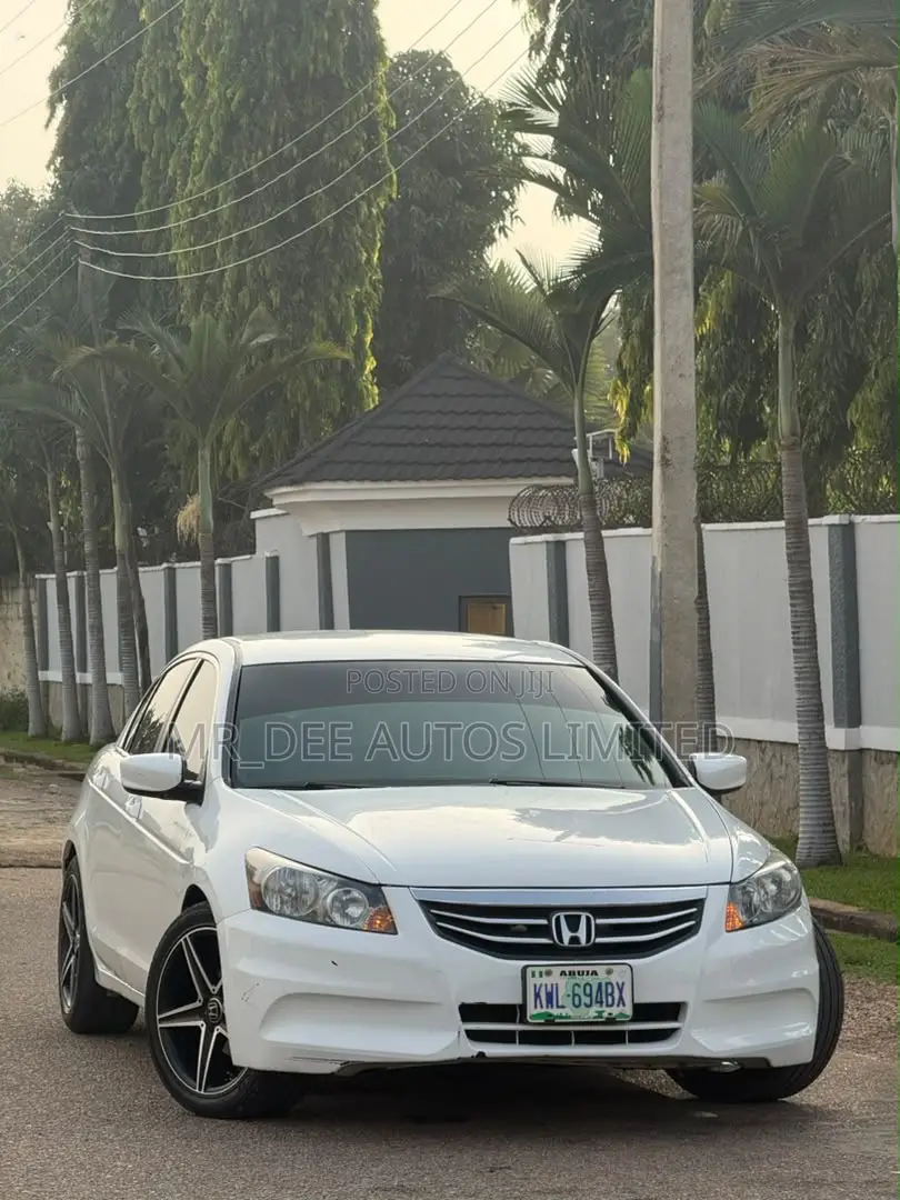 Honda Accord 2011 White