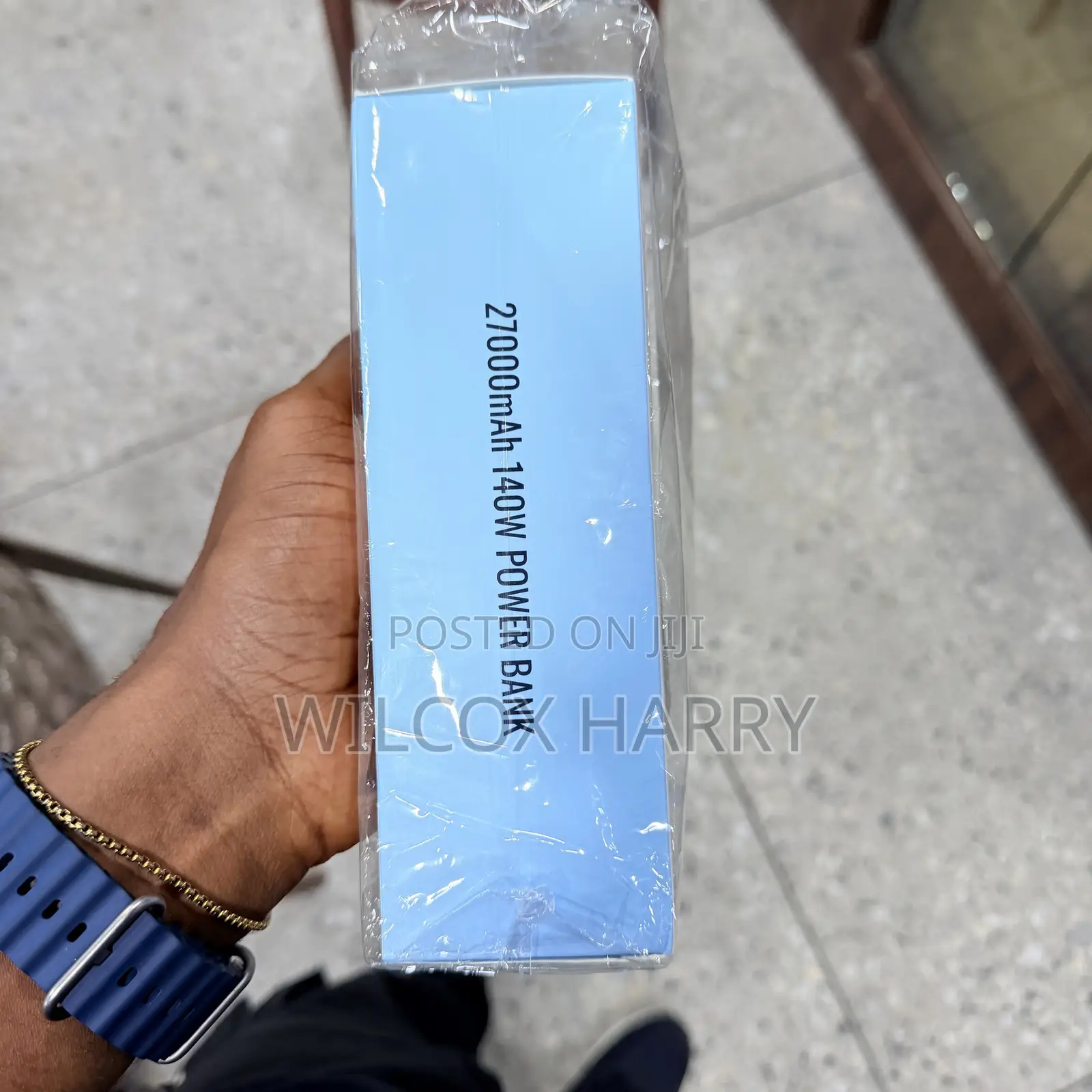 The Powerology 27000mAh Smart Display Power Bank